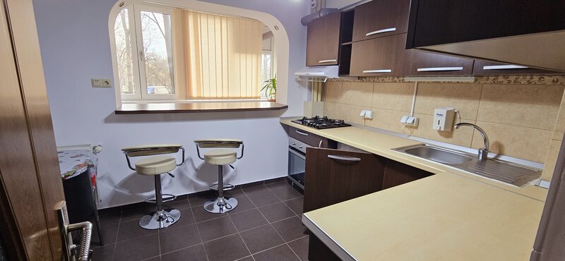 Nicolae Grigorescu, metrou Titan, et.1, bl. reabilitat, prima inchiriere